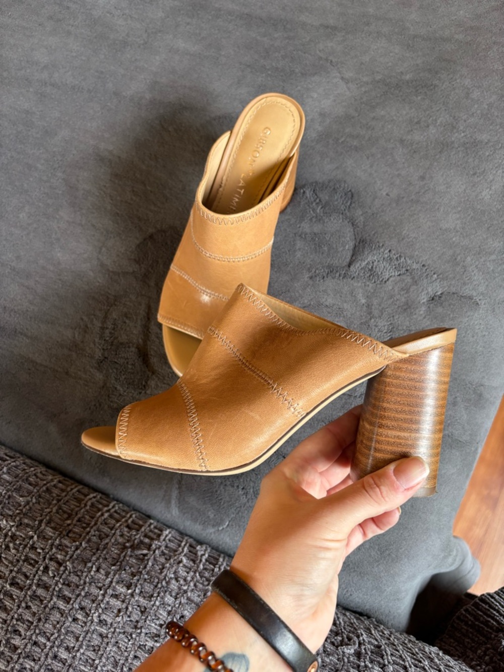 Gibson Latimer Block Heel Open Toe Mules, Size 6.5 - Picture 4 of 10
